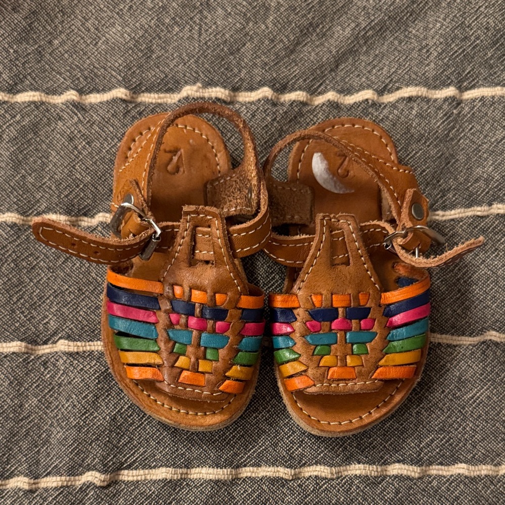 Leather brown toddler sandals